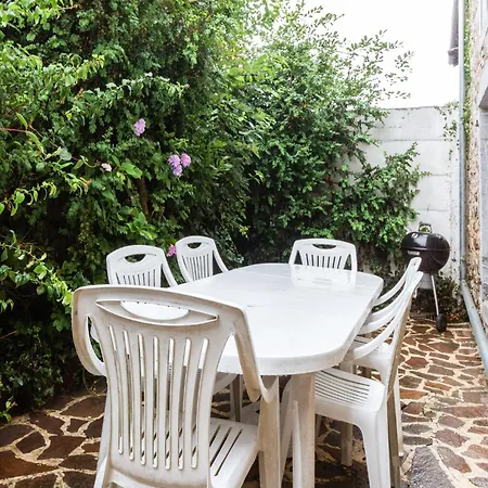 Charming In Viroinval, Cleaning Included